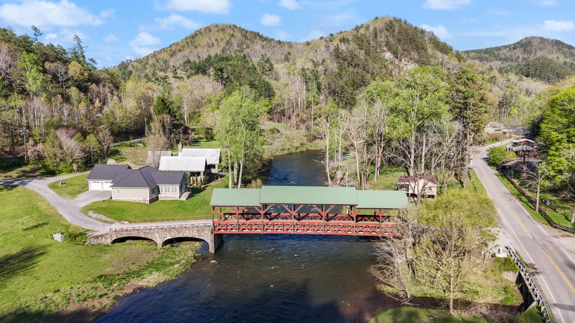 The Tellico Plains Inn And Event Venue 외부 사진