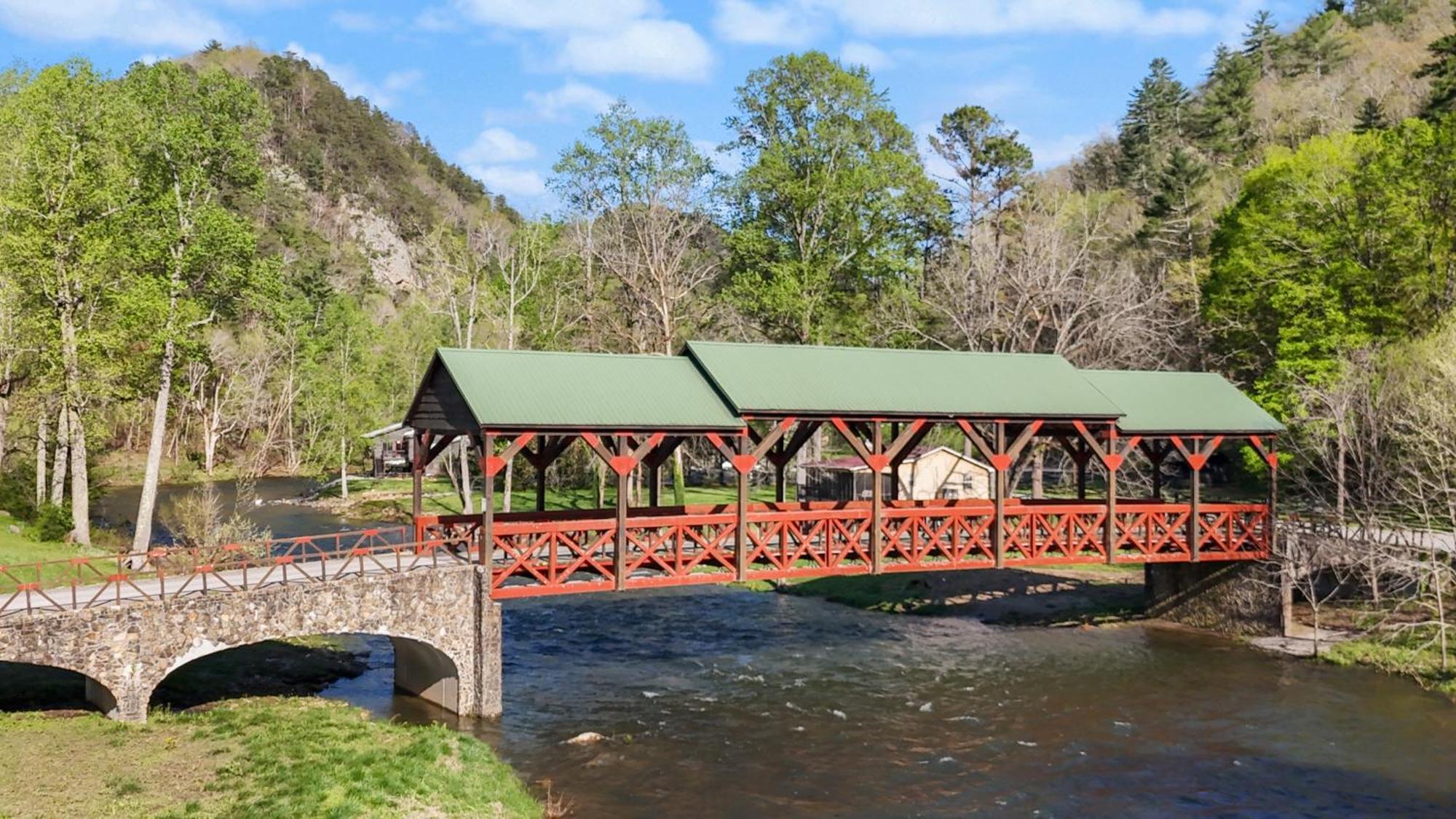 The Tellico Plains Inn And Event Venue 외부 사진