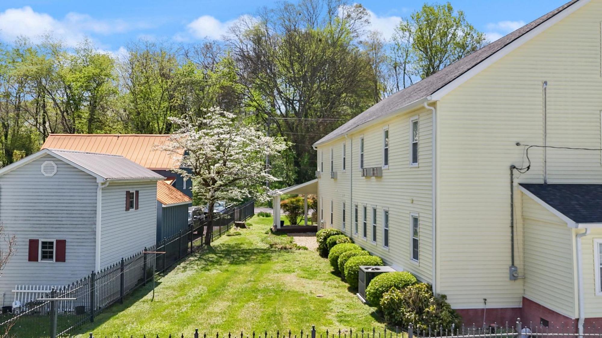 The Tellico Plains Inn And Event Venue 외부 사진